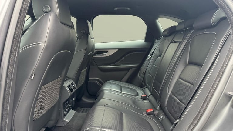 2017 Jaguar F-Pace 2.0d R-Sport 5dr Auto AWD Diesel Estate Estate Diesel Automatic