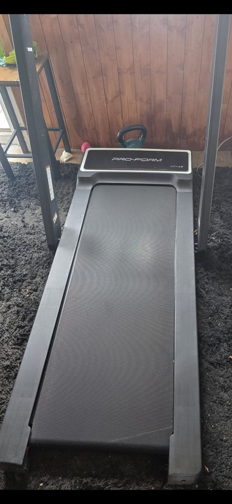 Proform L6 City Folding Treadmill