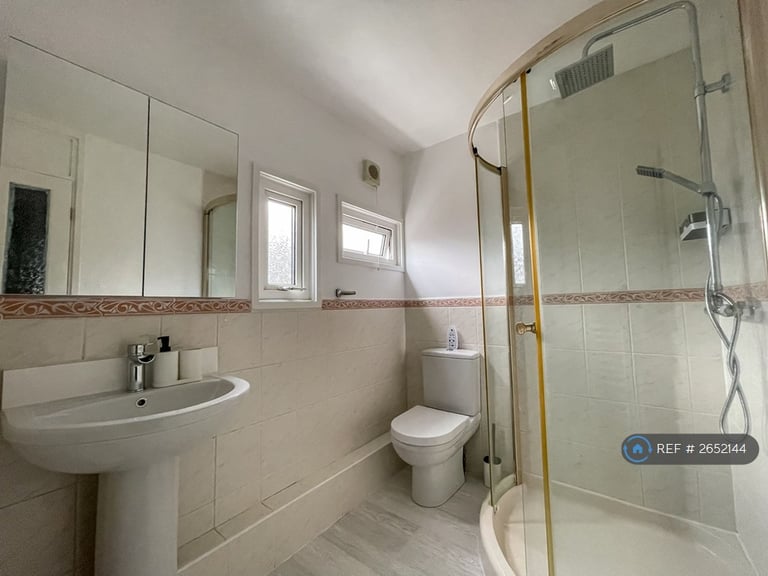 4 bedroom house in Woodhouse Road, Bath, BA2 (4 bed) (#2652144)