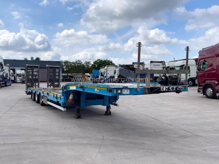 image for ANDOVER LOW LOADER 3 AXLE FIXED 45,000KG GVW 