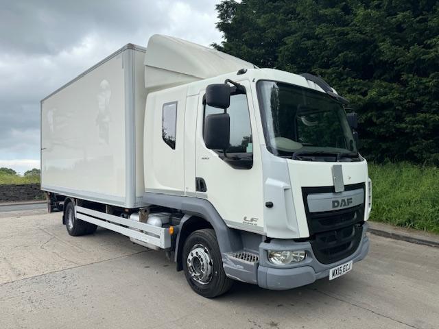 2015 DAF LF 180 E6 12 Ton crew cab 17ft6 box cantilever tail-lift air suspension