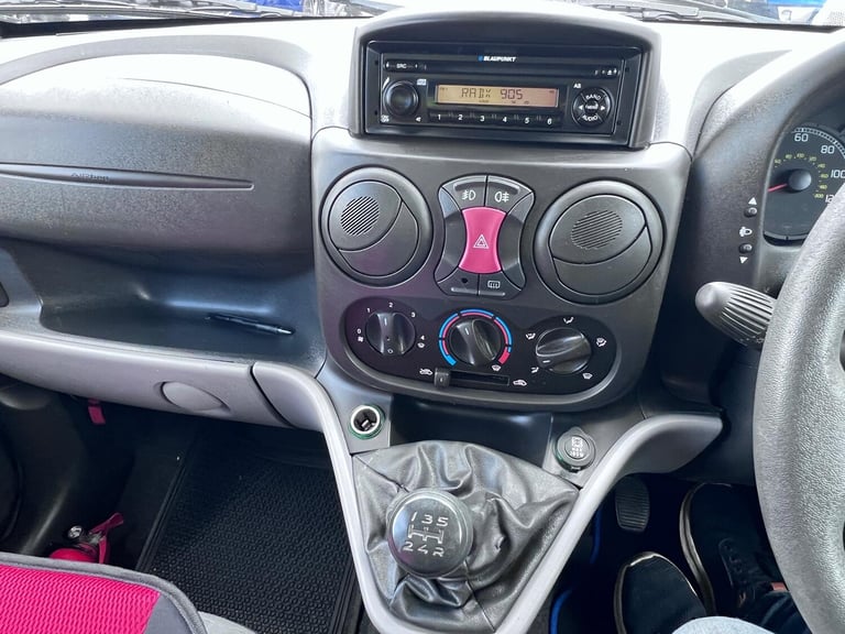 FIAT DOBLO 1.4 Dynamic 2010