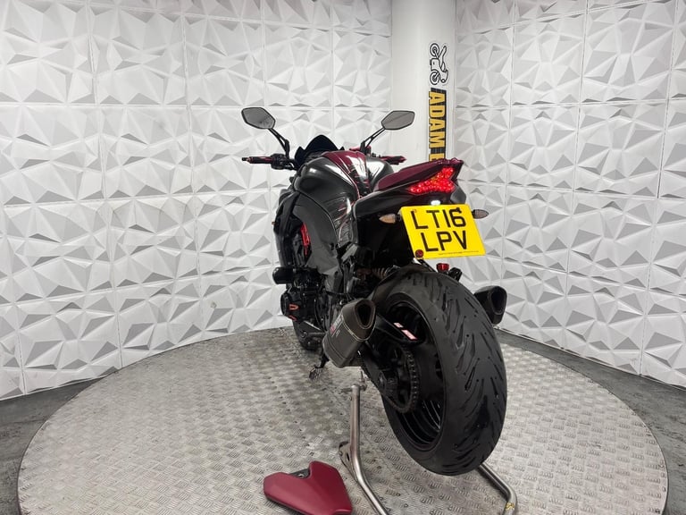 2016 Kawasaki ZR1000 | *WARRANTY PROVIDED*