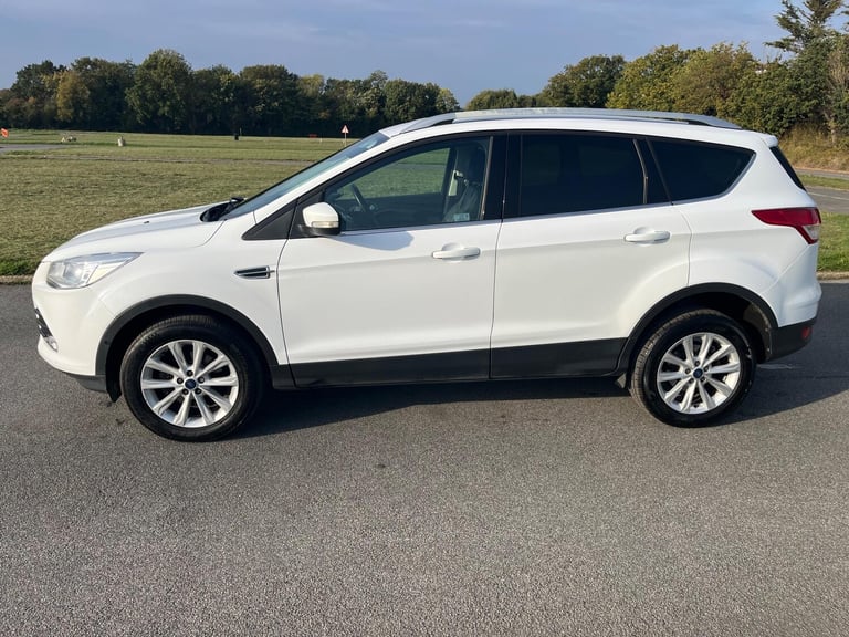  Ford Kuga 1.5T EcoBoost Titanium 2WD Euro 6 (s/s) 5dr Petrol Manual