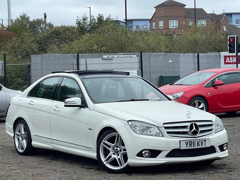image for 2011 MERCEDES C CLASS C220 CDI SPORT + PAN ROOF + LOW MILES + ALLOYS * 