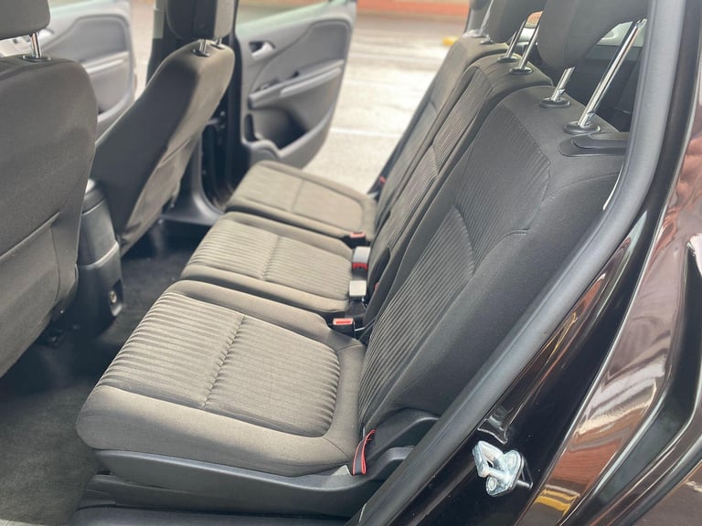 2014 Vauxhall Zafira Tourer 2.0 CDTi Exclusiv Auto Euro 5 5dr MPV Diesel Automatic