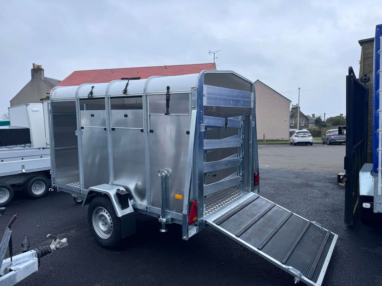 Brand New Niewiadow VT1326H Single Axle Livestock / Sheep Trailer 1300KG Braked