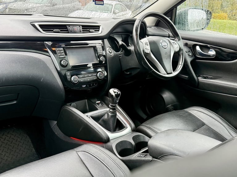 2016 NISSAN QASHQAI 1.5 DCI TEKNA 5DR BLACK PAN-ROOF HEATED LEATHER DIESEL