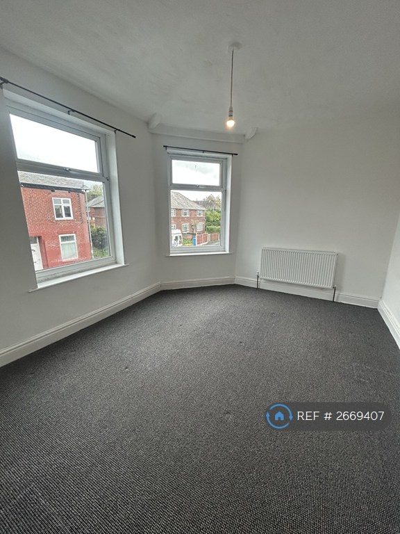 2 bedroom house in Brantwood Terrace, Manchester, M9 (2 bed) (#2669407)