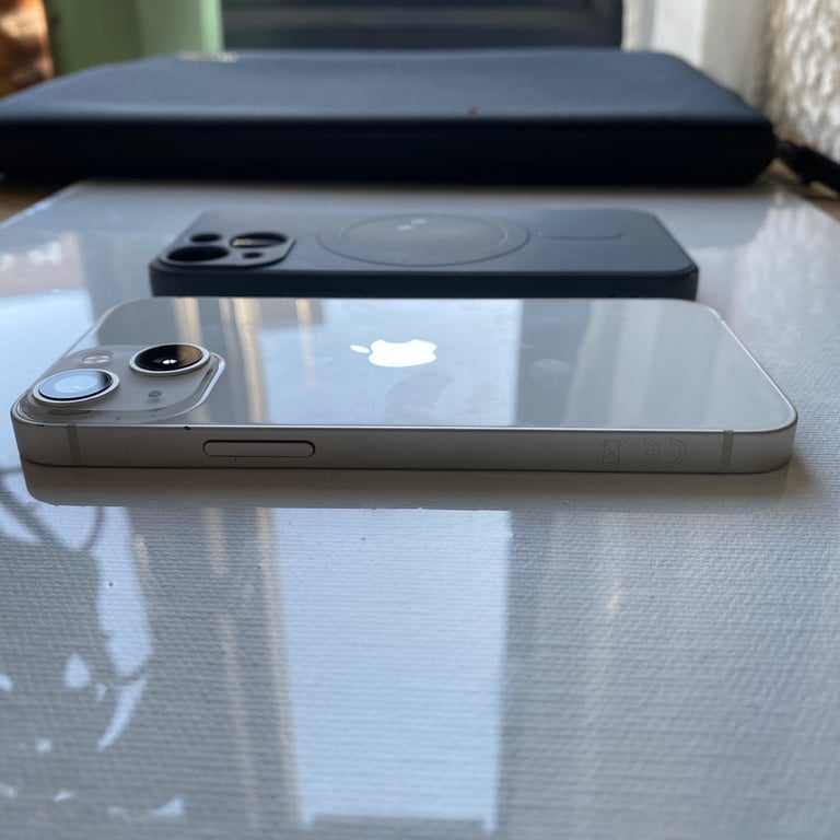 iPhone 13 mini 128gb UNLOCKED 