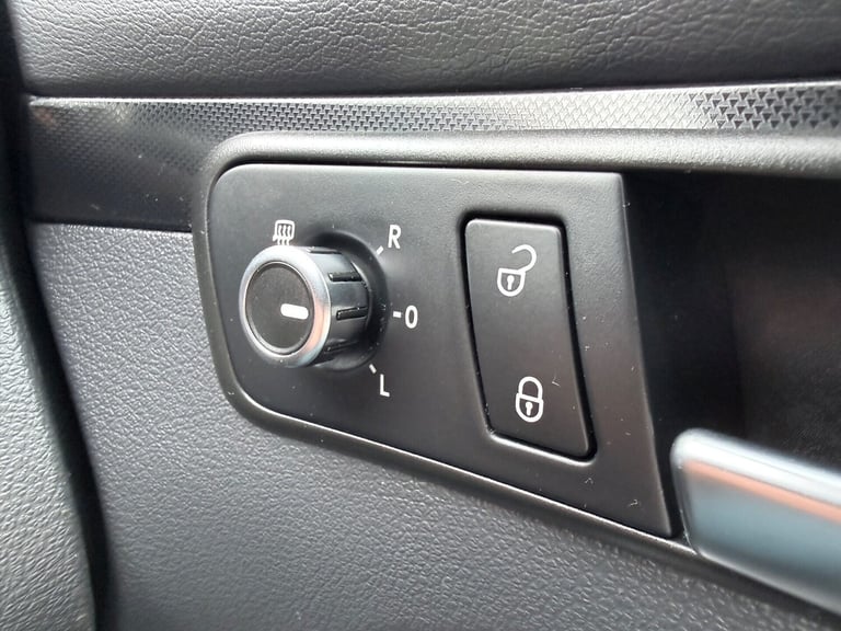 2012 Volkswagen Touran SPORT TDI BLUEMOTION TECH 7 SEATER MPV Diesel Manual