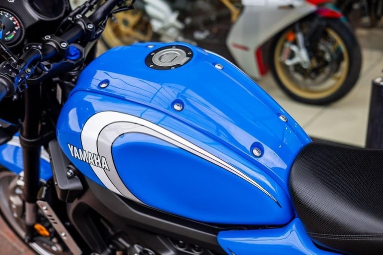 Yamaha XSR900 LOW MILES ! RD FAIRINGS ! AKRO ! STUNNING