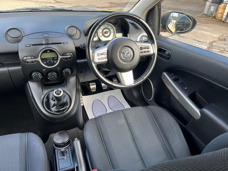2009 Mazda Mazda2 1.5 Sport 3dr HATCHBACK Petrol Manual