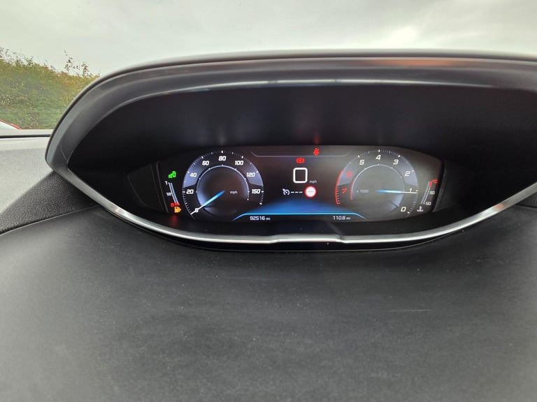 2018 Peugeot 5008 1.2 PureTech Allure Euro 6 (s/s) 5dr Petrol