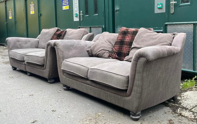 Lovely 2 and 3 Seater Sofas