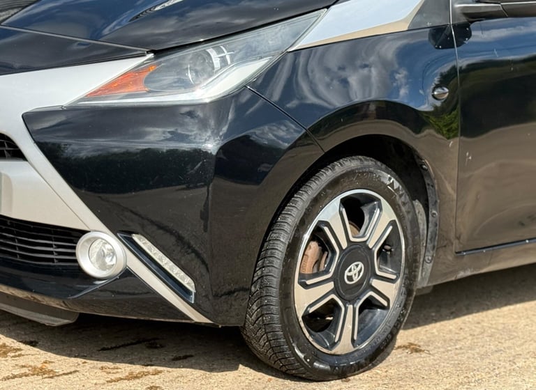 2014 Toyota Aygo 1.0 VVT-i x-clusiv Euro 5 3dr Euro 5 Petrol