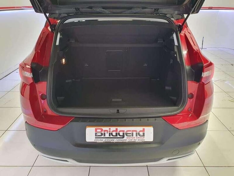 2020 Vauxhall Grandland X 1.2 Turbo SRi Nav SUV 5dr HATCHBACK Petrol Manual