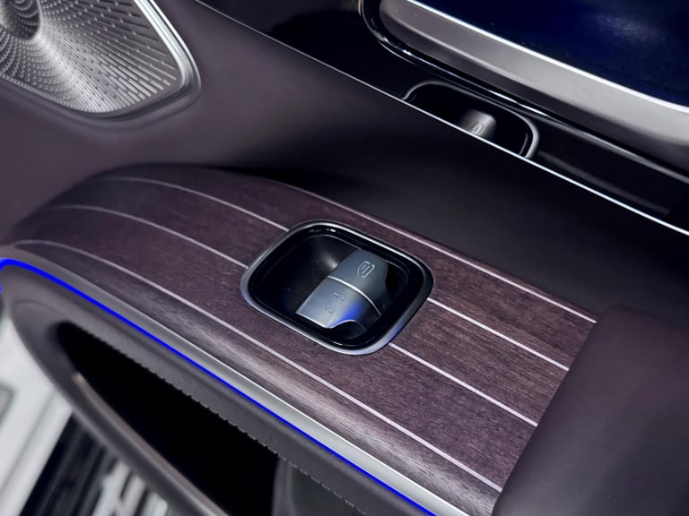 2025 Mercedes-Benz Maybach EQS EQS 680 118kWh First Class SUV 5dr Electric Auto 4MATIC (658 ps) E...