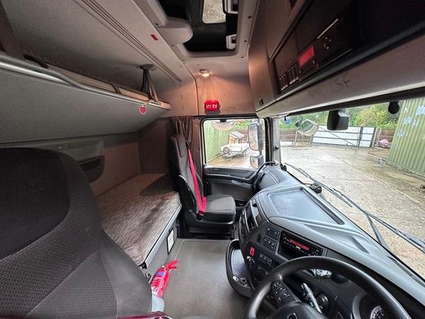Daf XF460 Space Cab 6x2 Sliding 5th Wheel