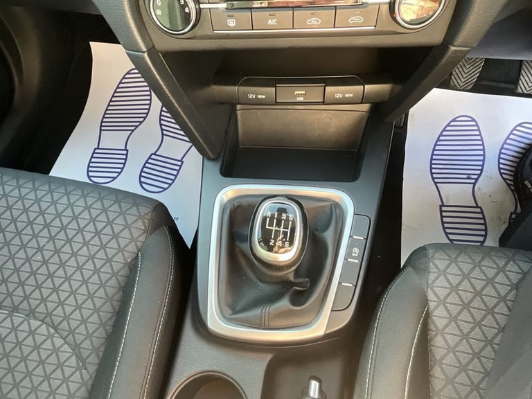 2020 Kia XCeed 1.0T GDi ISG 2 5dr HATCHBACK PETROL Manual