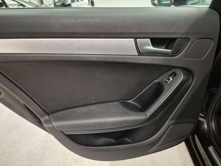 2013 Audi A4 2.0 TDI SE Technik Euro 5 (s/s) 4dr SALOON Diesel Manual