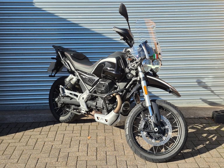 Moto Guzzi V85 TT Guardia D'Onore