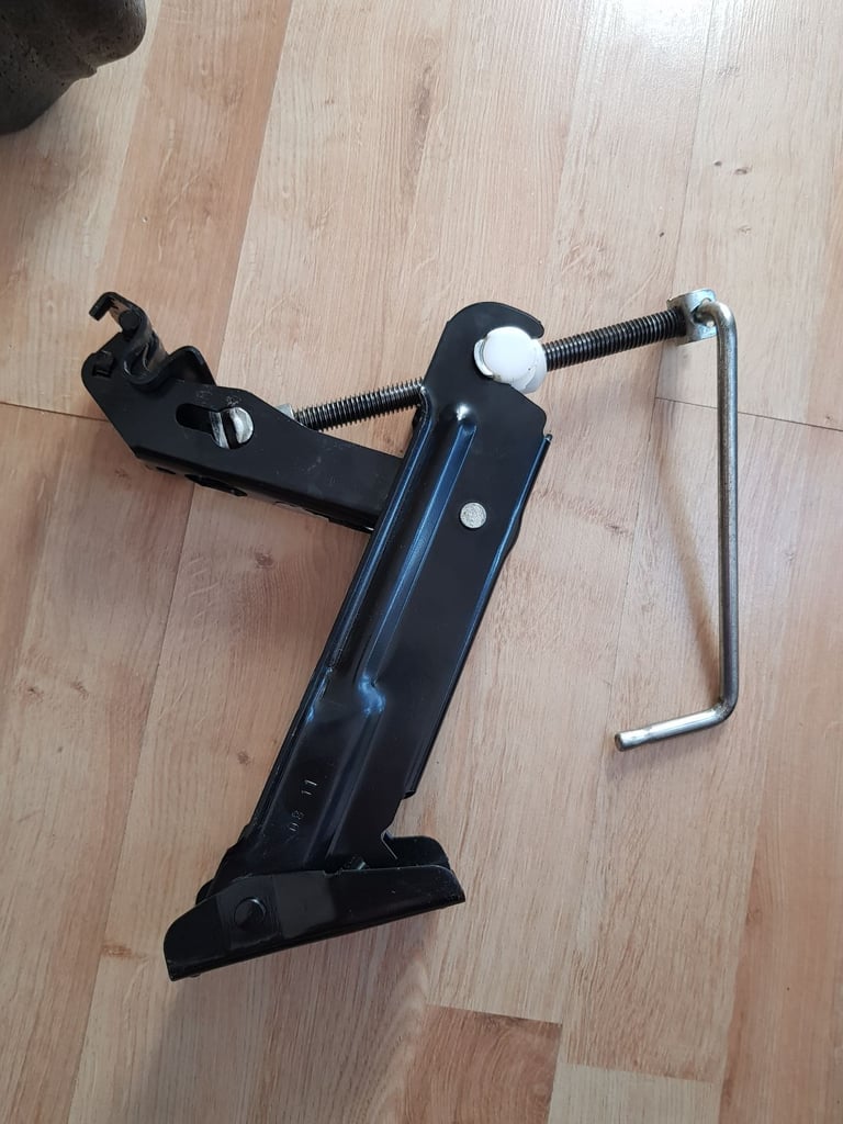 car jack