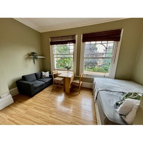 Large Double Studio in Bedford Hill, Balham, SW12 9HJ ** All Bills Included**