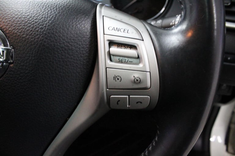 2014 Nissan Qashqai 1.2 DIG-T n-tec+ 2WD Euro 5 (s/s) 5dr HATCHBACK Petrol Manual