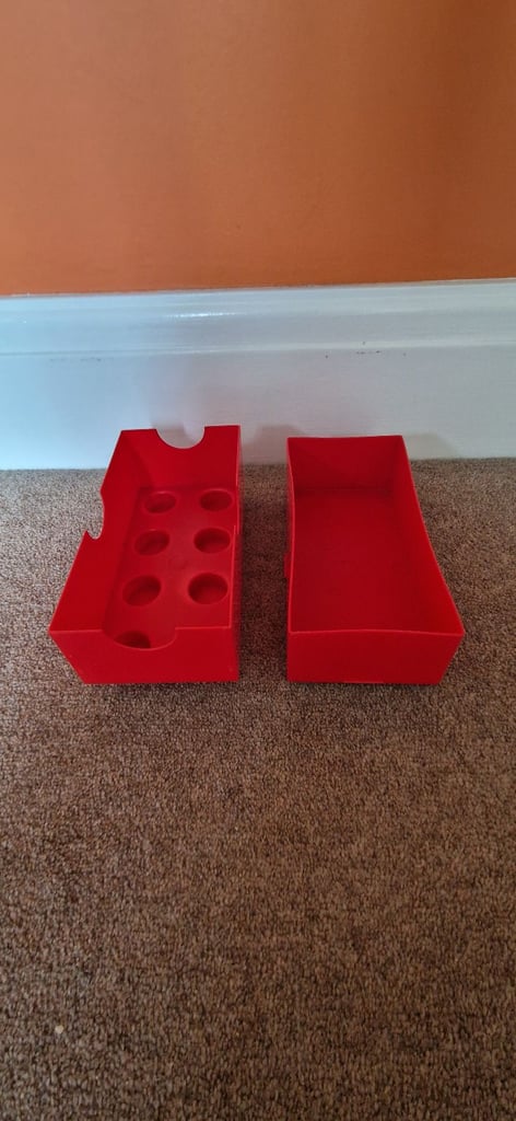 image for LEGO, LEGO BRICK LUNCH BOX. RED. VERY GOOD CONDITION.