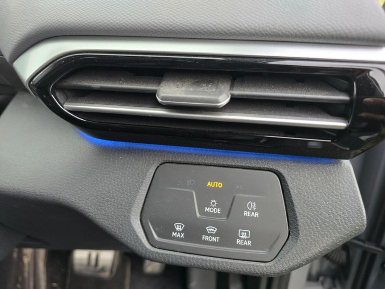 2024 Volkswagen ID.4 210kW Life Pro 77kWh 5dr Auto ESTATE ELECTRIC Automatic