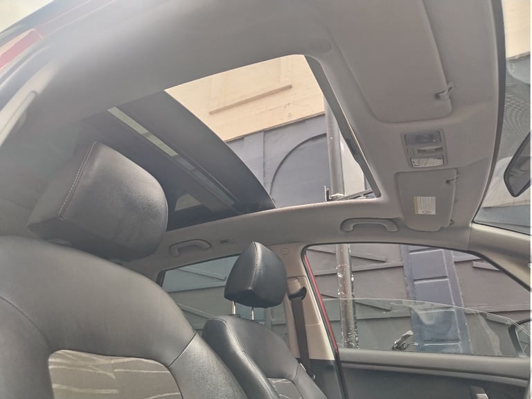 Kia, VENGA, Hatchback, 2012, Manual, 1591 (cc), 5 doors