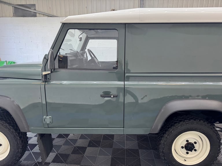 2008 Land Rover Defender Hard Top TDCi PANEL VAN Diesel Manual