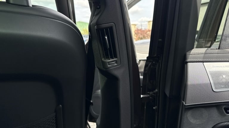 2021 Volvo XC90 Recharge R-Design Pro, T8 AWD plug-in hybrid, 7 Seats Estate Petrol Parallel PHEV...