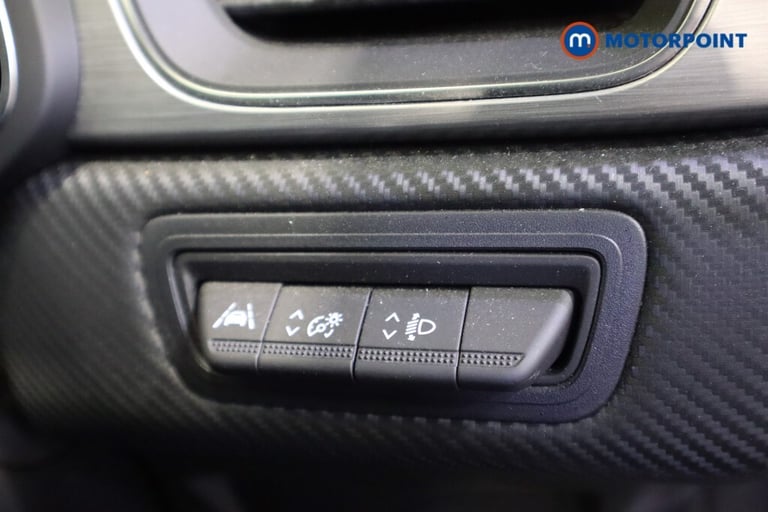 2021 Renault Captur 1.3 TCE 140 R.S. Line 5dr EDC SUV Petrol Automatic