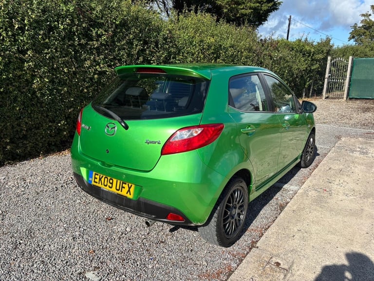 2009 Mazda Mazda2 1.5 Sport 5dr HATCHBACK Petrol Manual - Image 4