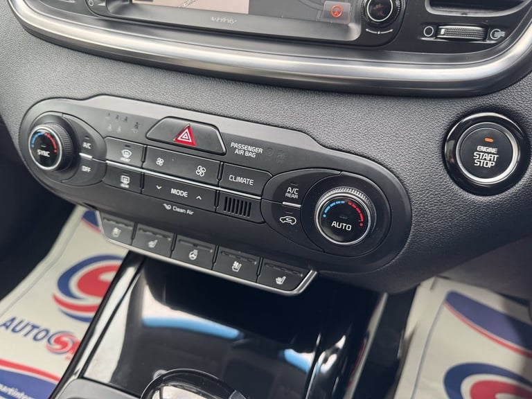 2017 Kia Sorento 2.2 CRDi KX-4 SUV 5dr Diesel Auto AWD Euro 6 (197 bhp) ESTATE Diesel Automatic