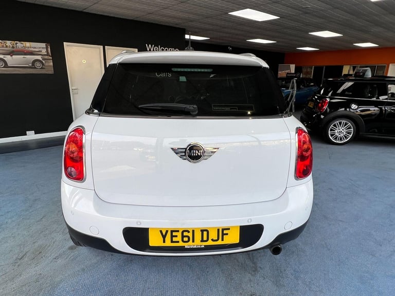 2011 MINI Countryman 1.6 Cooper Euro 5 (s/s) 5dr HATCHBACK Petrol Manual