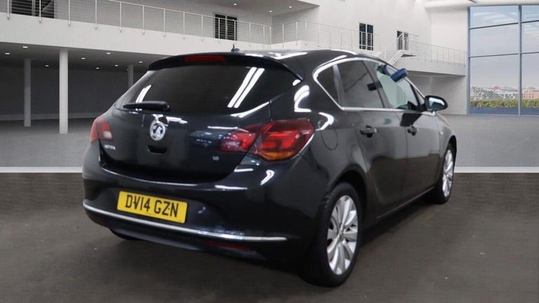 2014 Vauxhall Astra 1.6 16v Elite Euro 5 5dr HATCHBACK Petrol Manual