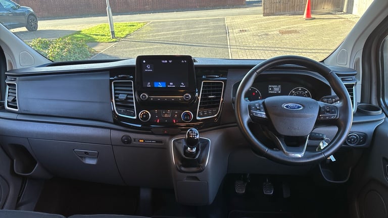 2023 Ford Transit Custom 2.0 EcoBlue 130ps Low Roof D/Cab Limited Van PANEL VAN DIESEL Manual