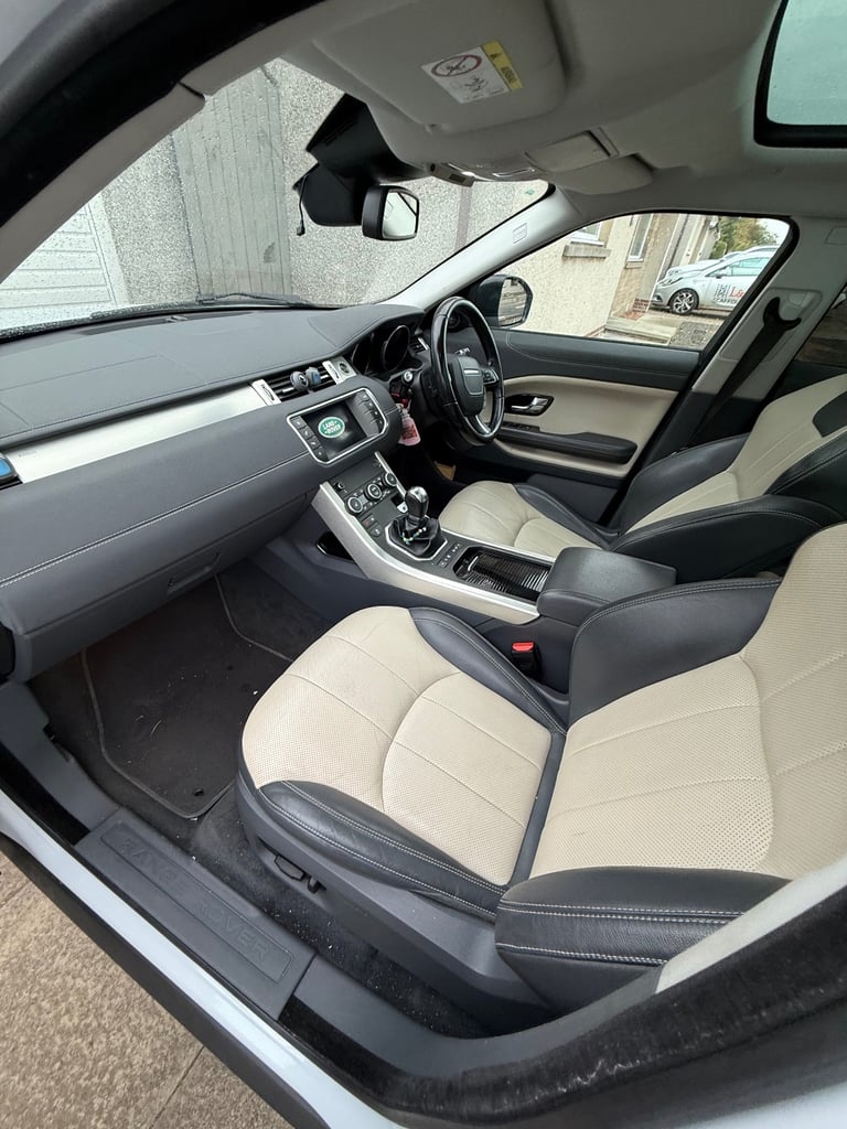Land Rover, RANGE ROVER EVOQUE, Estate, 2015, Manual, 1999 (cc), 5 doors