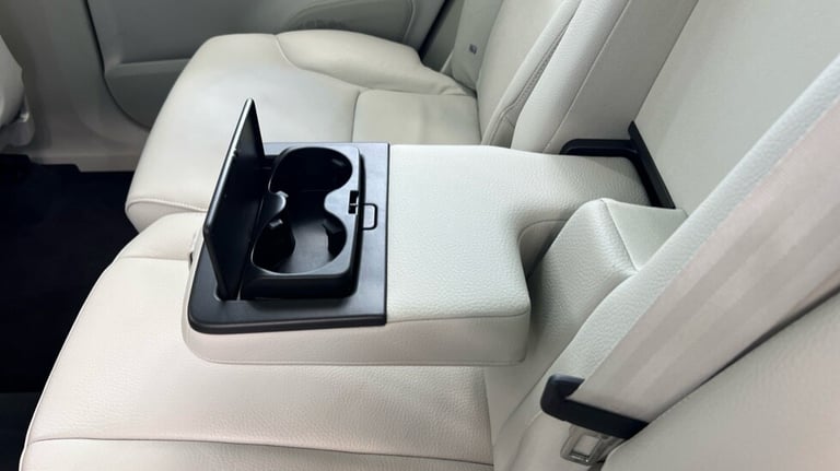 2024 Volvo XC90 Plus, B5 AWD Mild hybrid, Petrol, Dark, 7 Seats (Blond Leather, BLIS) Estate Petr...