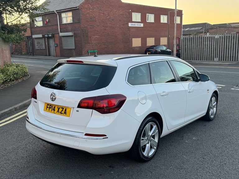 2014 Vauxhall Astra 1.6i 16V SRi 5dr ESTATE Petrol Manual