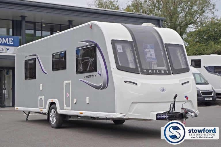 Bailey Phoenix Plus 640, 2021 Used Touring Caravan
