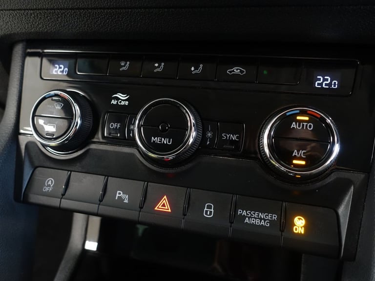 2021 Skoda Karoq 2.0 TDI SE Drive SUV 5dr Diesel DSG Euro 6 (s/s) (116 ps) ESTATE Diesel Automatic