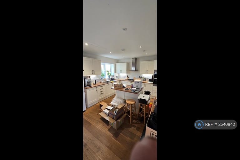 4 bedroom house in Exeter Road, Exmouth, EX8 (4 bed) (#2640940)