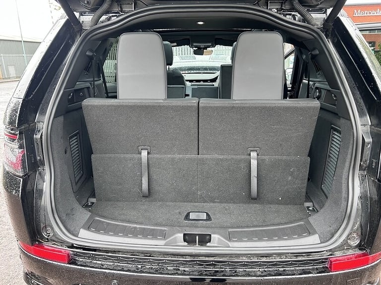 2024 Land Rover Discovery Sport 2.0 D200 Dynamic SE 5dr Auto [7 Seat] ESTATE DIESEL Automatic