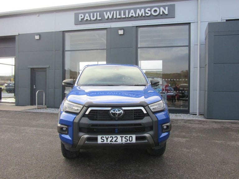 2022 Toyota Hilux 2.8 D-4D Invincible X Pickup Double Cab 4dr Diesel Manual 4WD Euro 6 (s/s)  PIC...