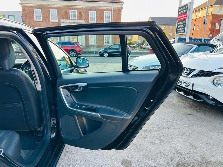 2017 Volvo V60 2.0 D4 SE Lux Nav Auto Euro 6 (s/s) 5dr ESTATE Diesel Automatic