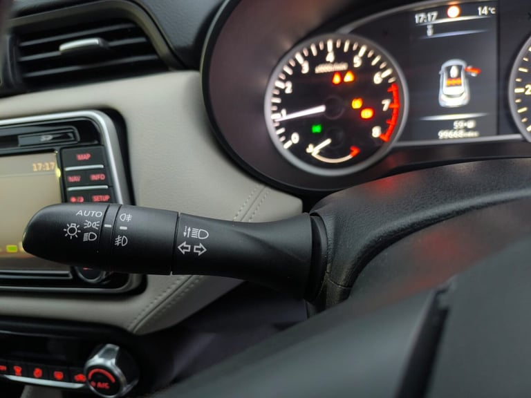 2018 Nissan Micra 0.9 Petrol Manual IG-T Tekna Hatchback 5 Seats 5dr 2 Keys Euro 6 ULEZ Free HATC...